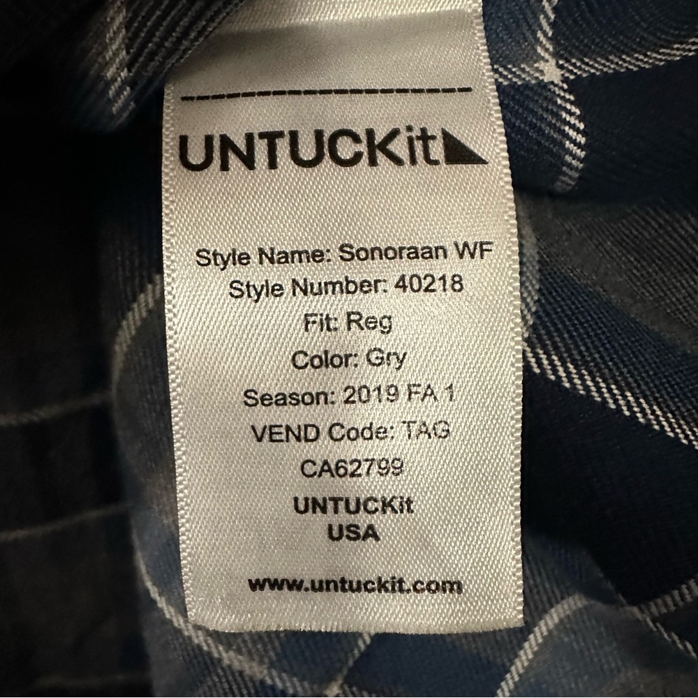 UNTUCKit Sonoran WF Button Up Long Sleeve Shirt Mens Sz Large Blue Plaid Flannel - Picture 6 of 7